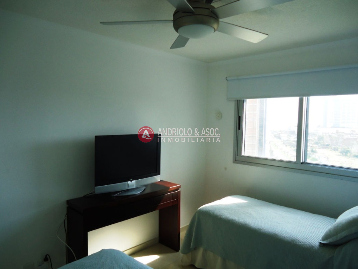 Apartamento ID.6927 - ALQUILER Y VENTA APARTAMENTO TRES DORMITORIOS