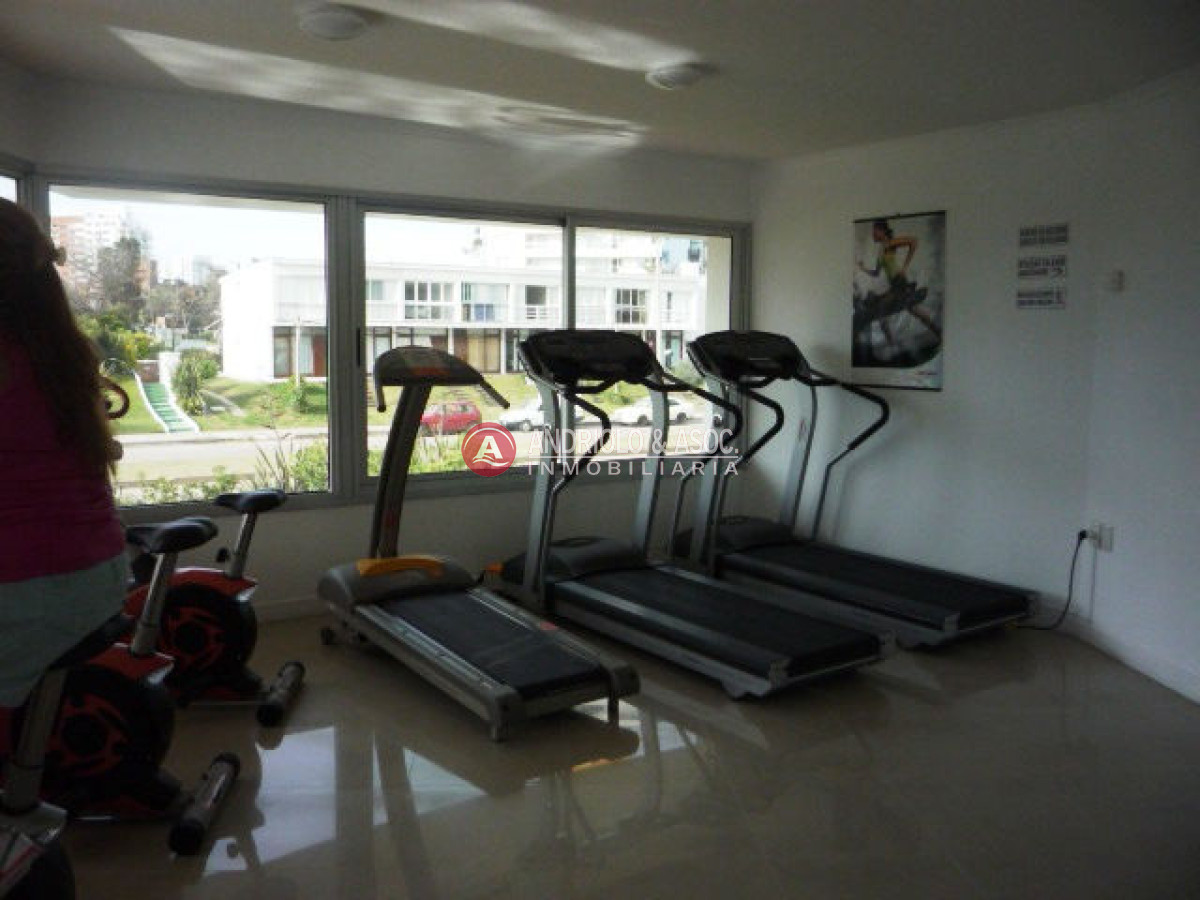 Apartamento ID.6927 - ALQUILER Y VENTA APARTAMENTO TRES DORMITORIOS