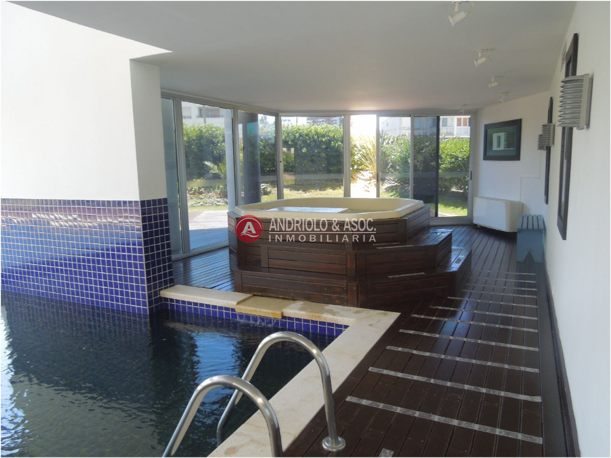 Apartamento ID.6927 - ALQUILER Y VENTA APARTAMENTO TRES DORMITORIOS