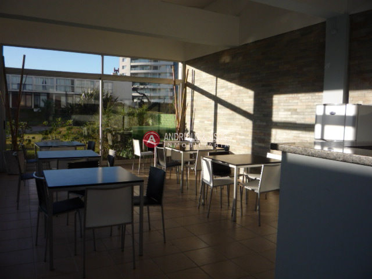 Apartamento ID.6927 - ALQUILER Y VENTA APARTAMENTO TRES DORMITORIOS