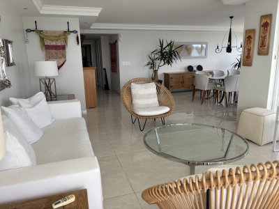 VENTA MILLENIUM TOWER ESQUINERO MANSA