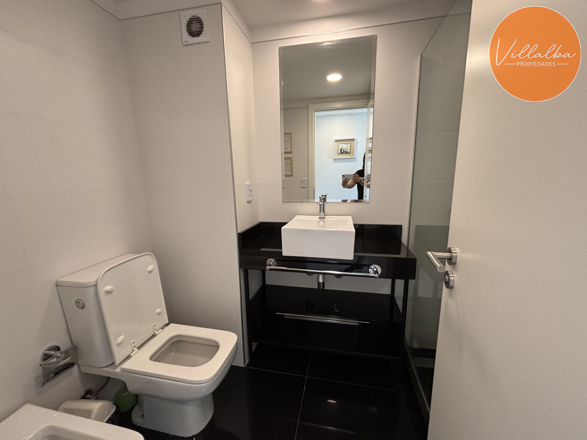 Apartamento ID.3477 - Venta - Parada 3 Mansa. Av. Chiverta casi a estrenar
