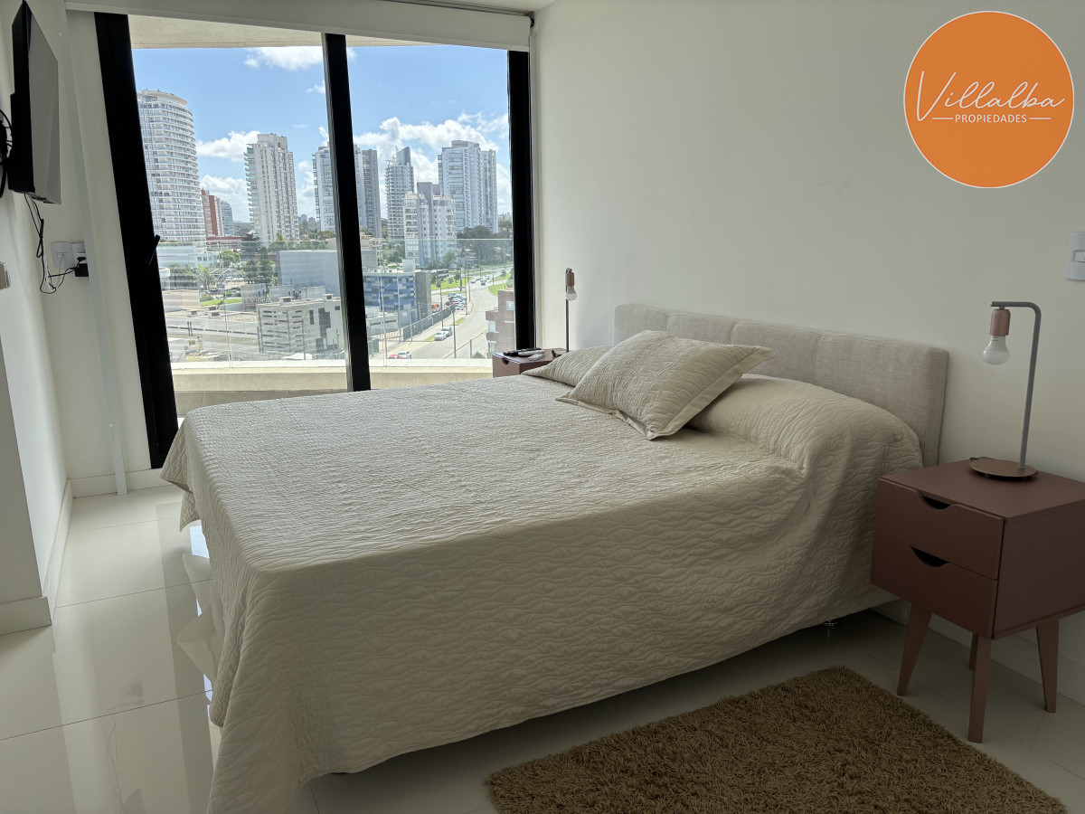 Apartamento ID.3477 - Venta - Parada 3 Mansa. Av. Chiverta casi a estrenar