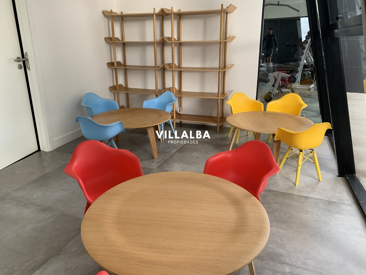 Apartamento ID.3477 - Venta - Parada 3 Mansa. Av. Chiverta casi a estrenar