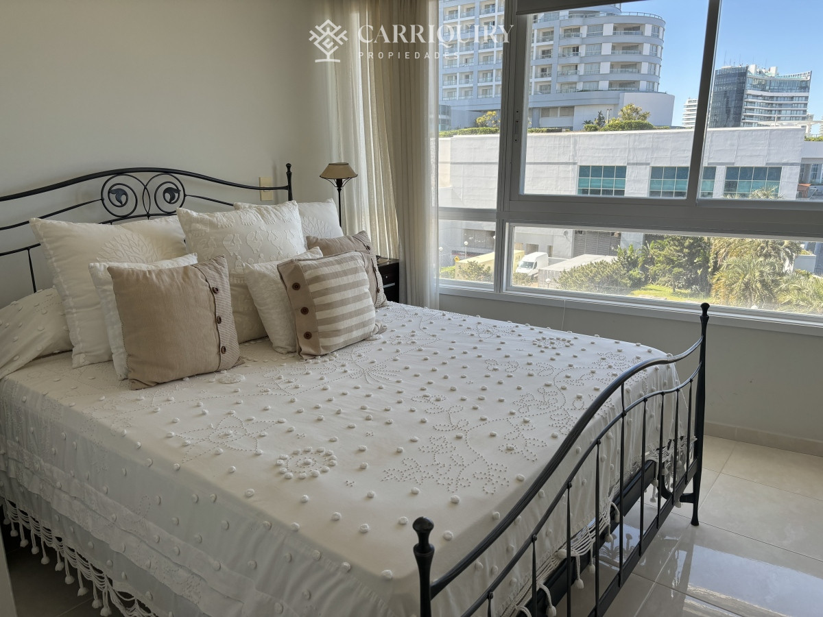 Apartamento ID.7309/DIVINO-IMPECABLE-CON-SERVICIOS - Mansa Parada 4