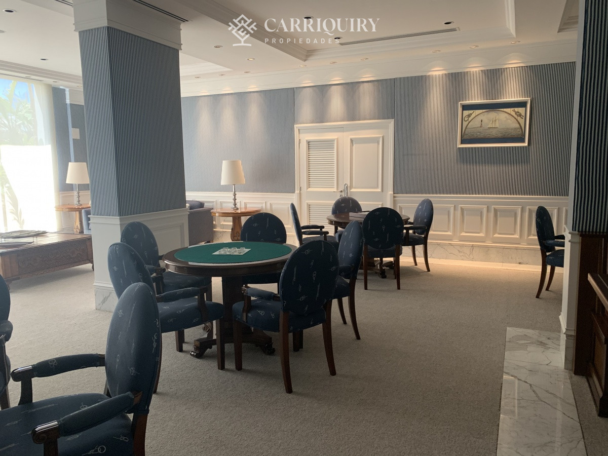 Apartamento ID.8497 -  venta MILLENIUM TOWER mansa frente al mar tres suites y dependencias