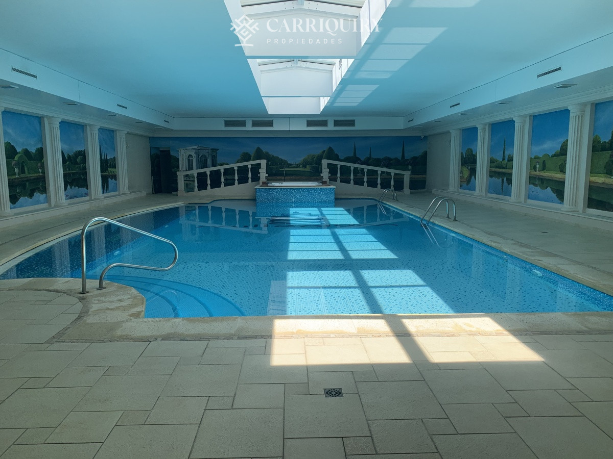 Apartamento ID.8497 -  venta MILLENIUM TOWER mansa frente al mar tres suites y dependencias