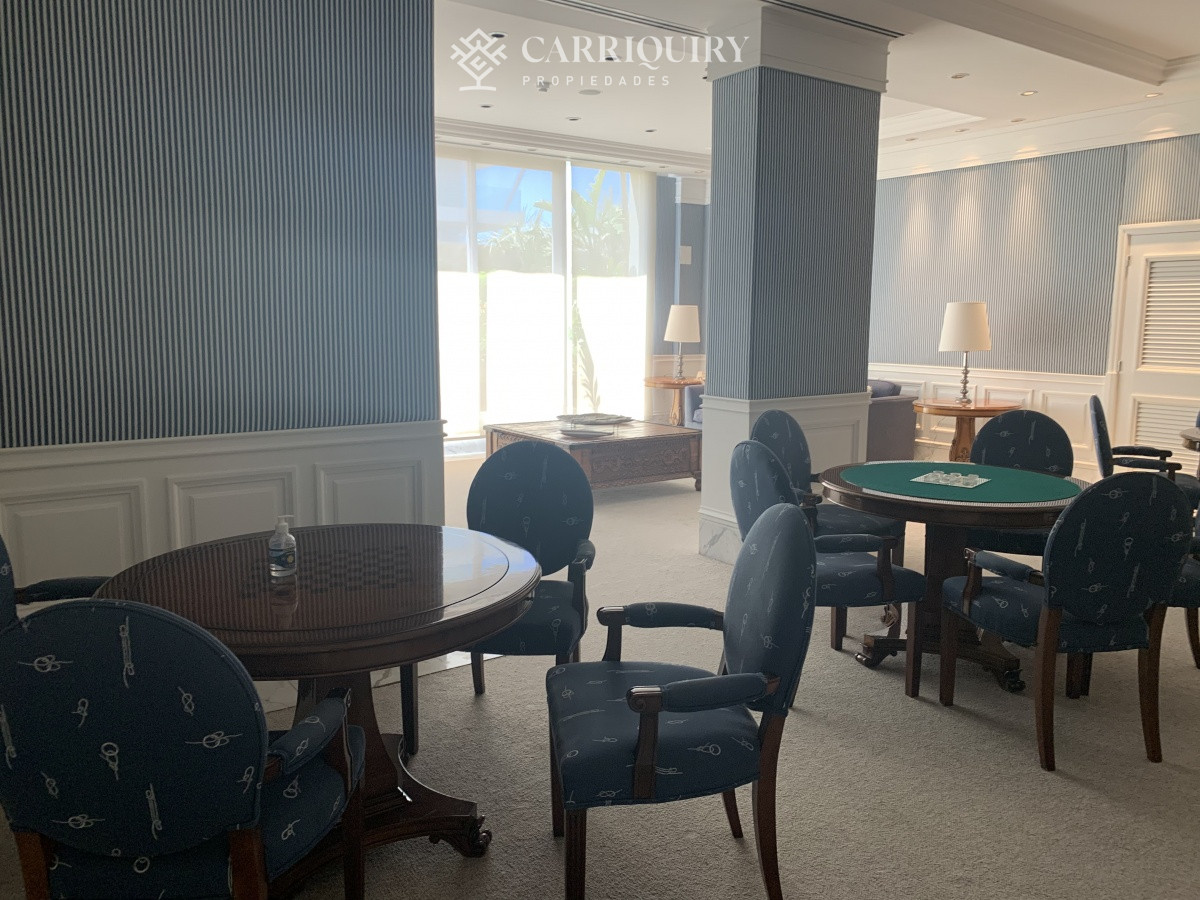 Apartamento ID.8497 -  venta MILLENIUM TOWER mansa frente al mar tres suites y dependencias