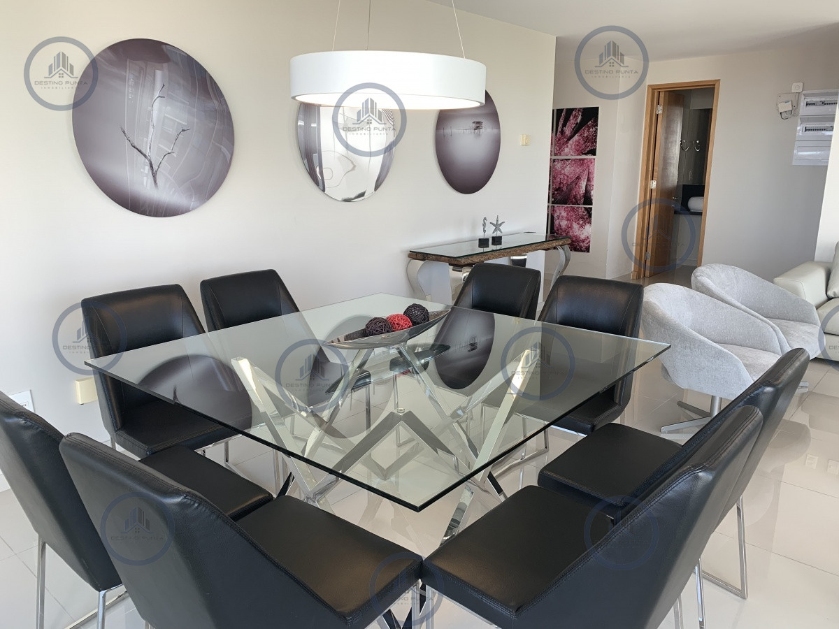 Apartamento ID.920 - Moderno Apartamento 3 Dormitorios con Vista a Playa Mansa