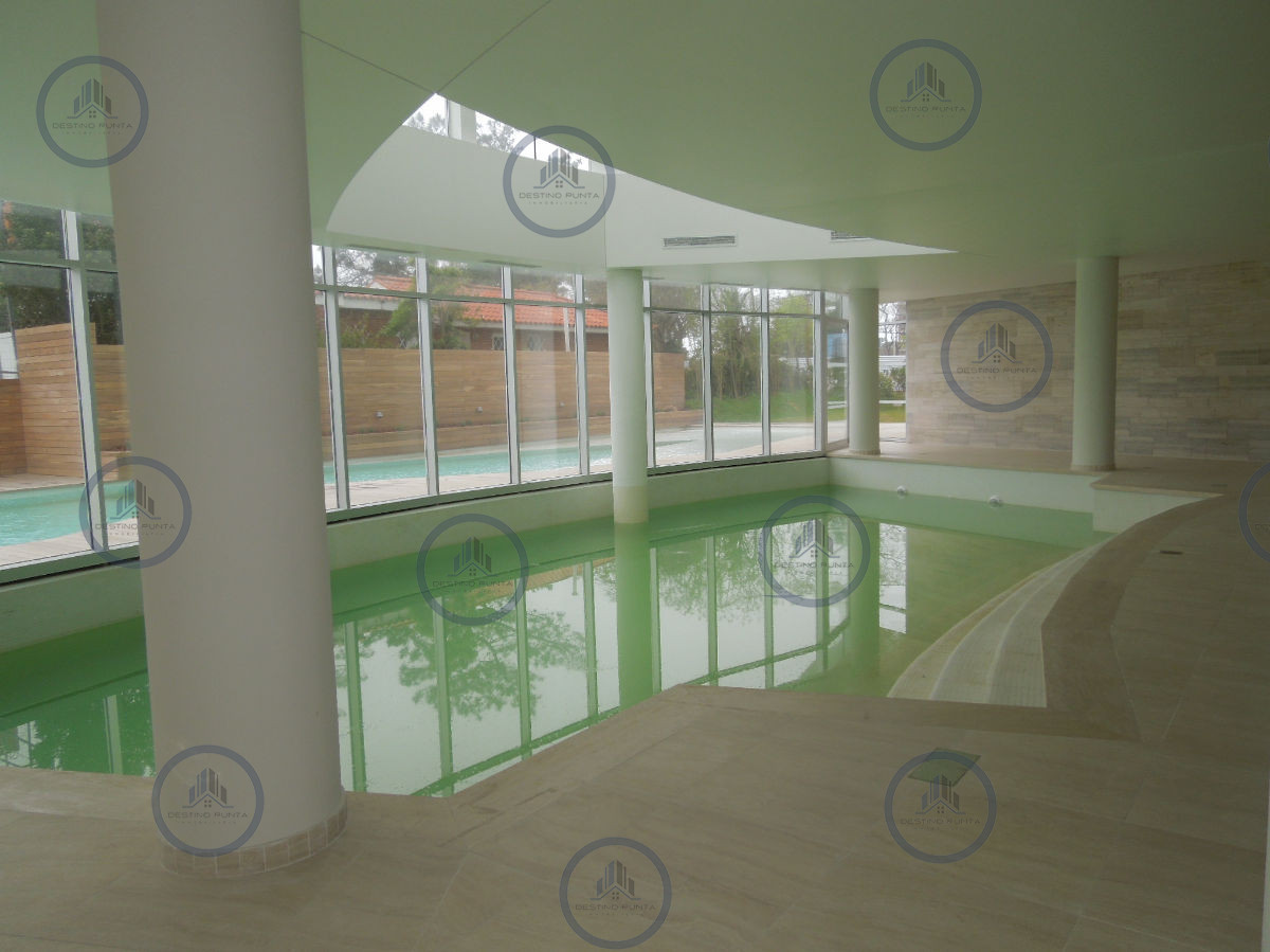 Apartamento ID.920 - Moderno Apartamento 3 Dormitorios con Vista a Playa Mansa