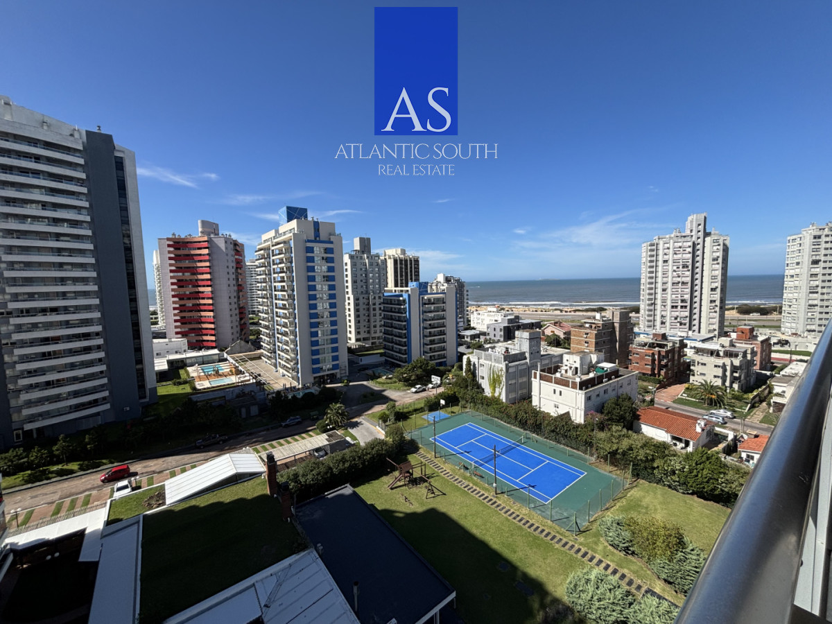 Apartamento ID.4727 - Torre Manhattan - 3 dormitorios con parrillero propio en Playa Brava