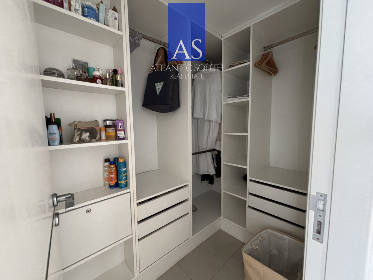 Apartamento ID.4727 - Torre Manhattan - 3 dormitorios con parrillero propio en Playa Brava
