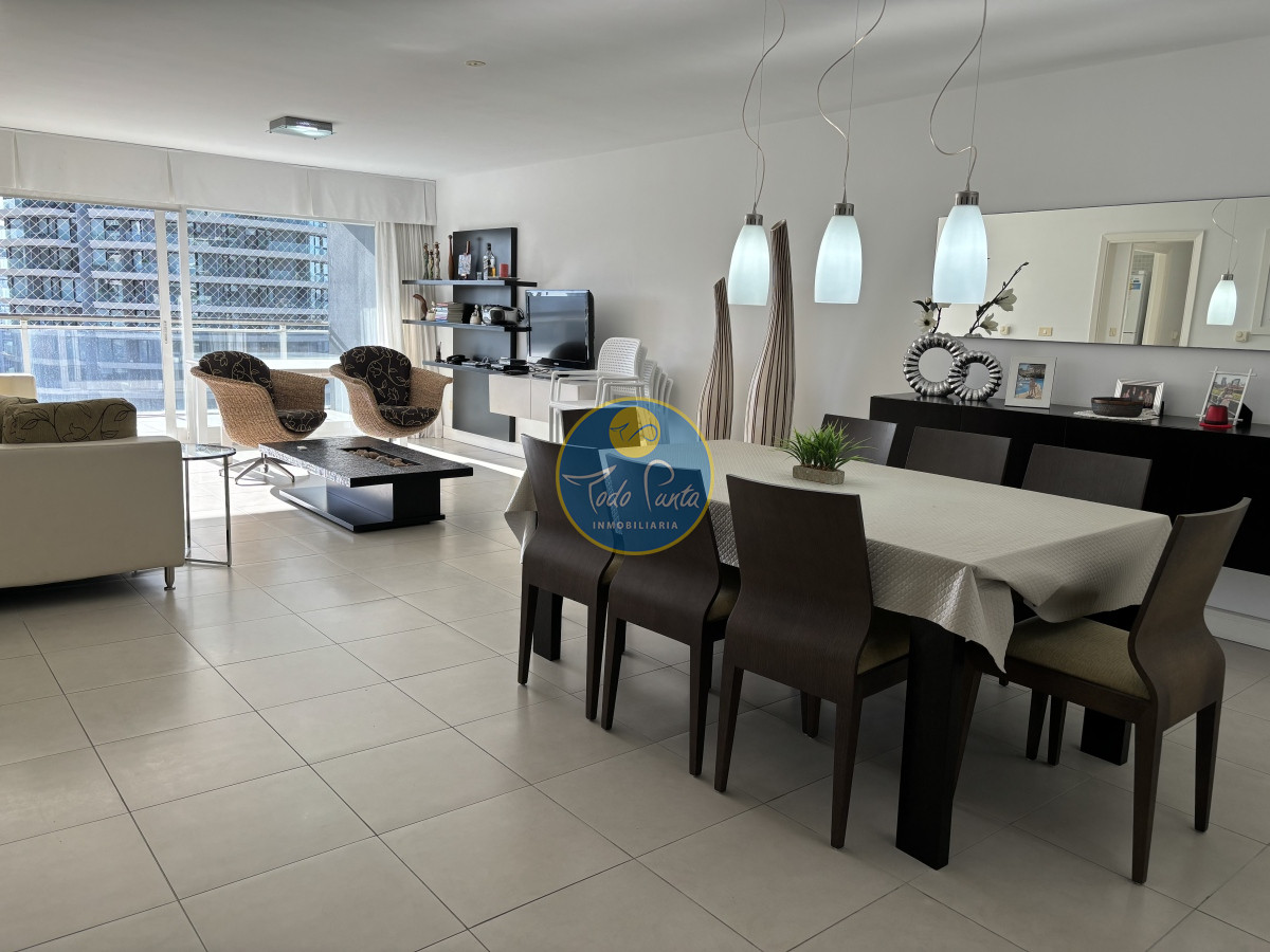 Apartamento en Punta del Este, Brava - TDP8311A