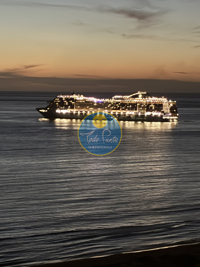 Miniatura de Apartamento de 3 dormitorios en Mansa, Punta del Este | Todo Punta