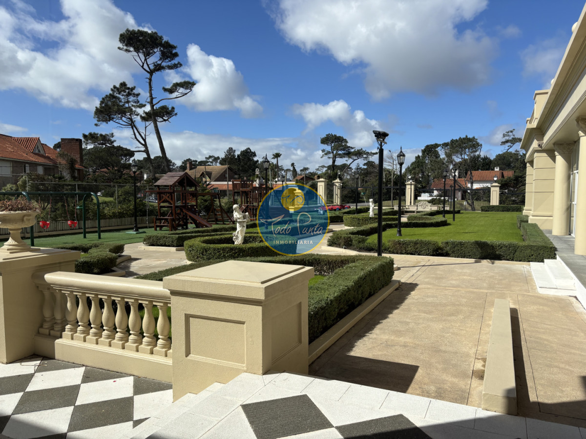 Miniatura de Apartamento de 3 dormitorios en Mansa, Punta del Este | Todo Punta
