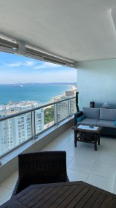 SEASONS TOWER VENTA PISO ALTO MANSA