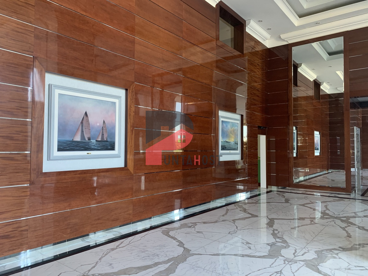 Apartamento ID.251 -  venta MILLENIUM TOWER mansa frente al mar tres suites y dependencias
