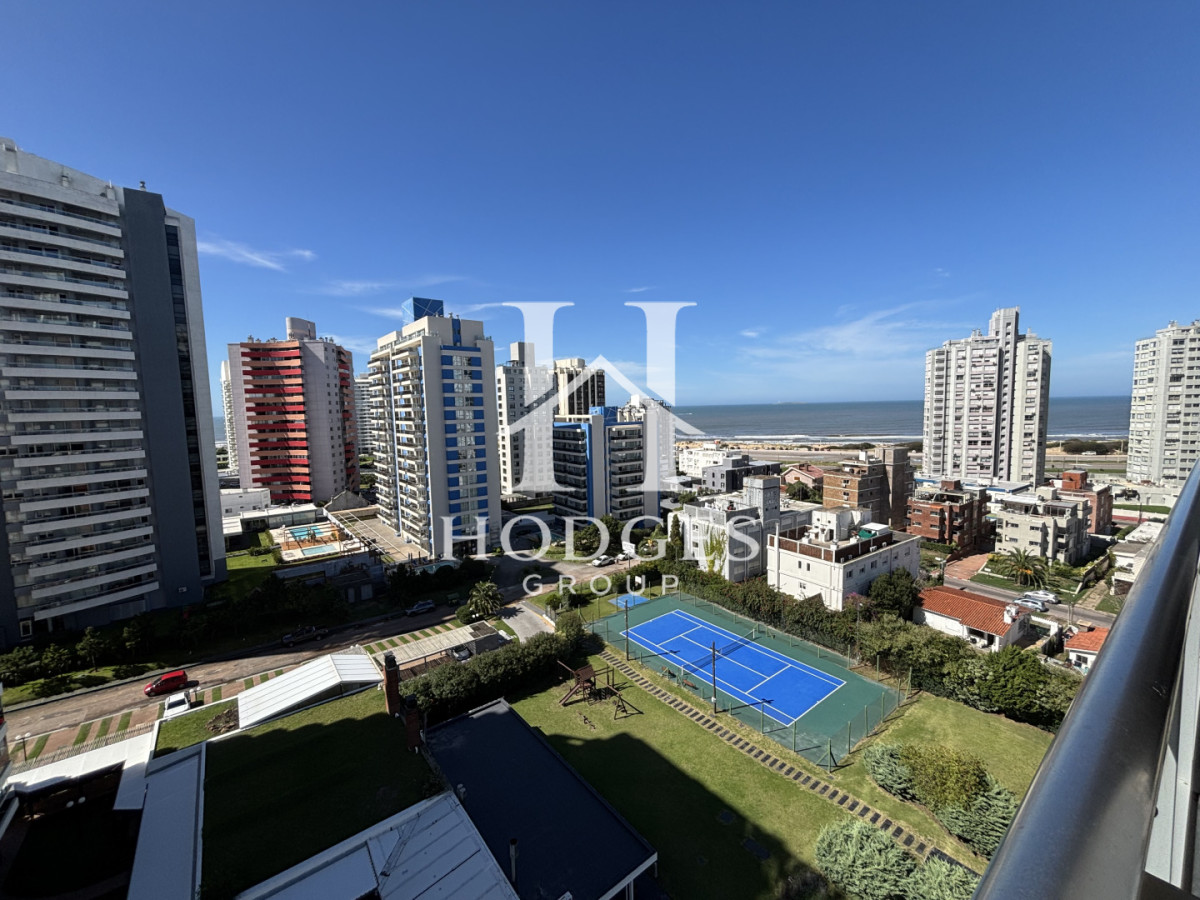 Apartamento ID.135 - Venta Chiverta Torre Manhattan piso alto 