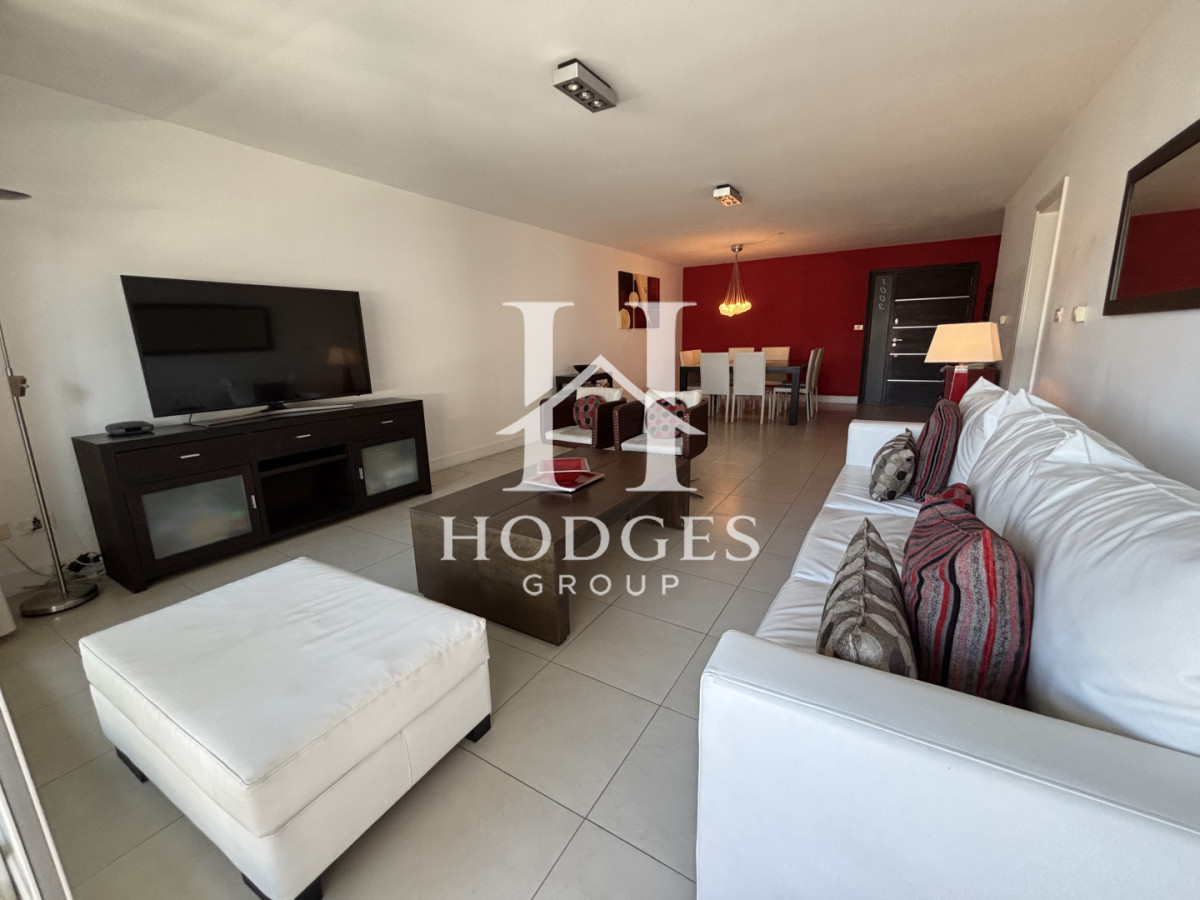 Apartamento ID.135 - Venta Chiverta Torre Manhattan piso alto 