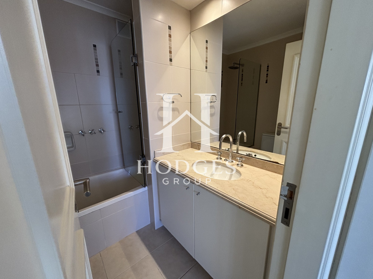 Apartamento ID.136 - Venta - Av Chiverta todo sol y luz