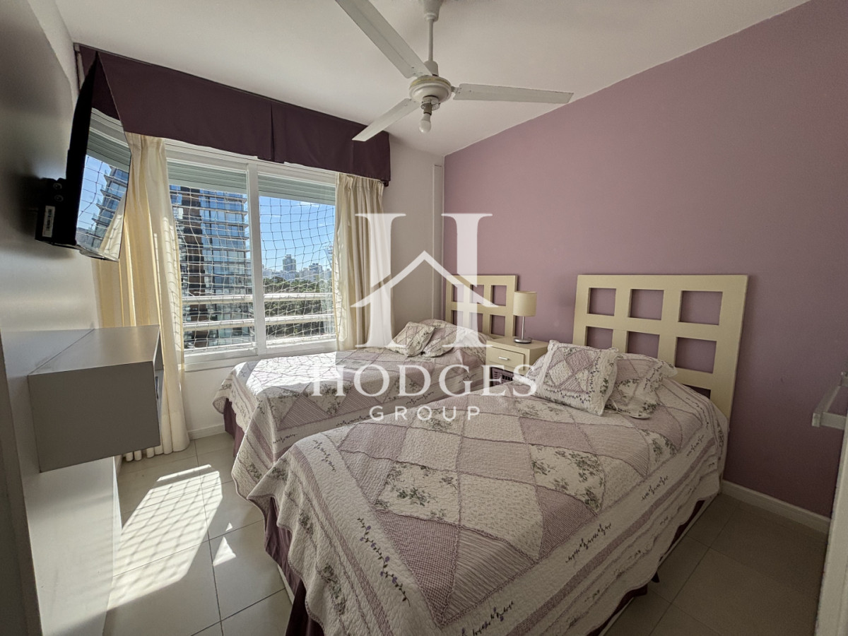 Apartamento ID.135 - Venta Chiverta Torre Manhattan piso alto 