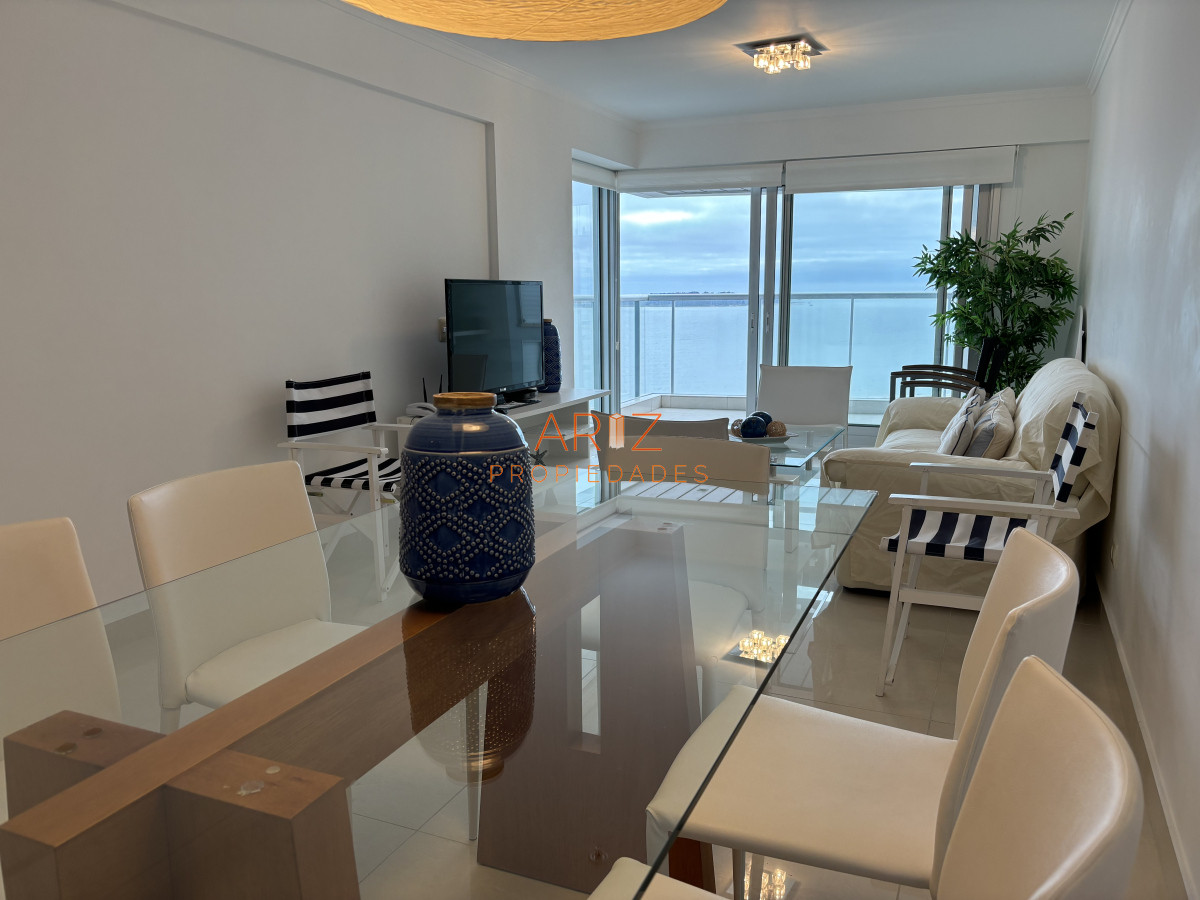 Apartamento ID.2139 -  VENTA MIAMI BOULEVARD  TORRE I PISO ALTO AL FRENTE