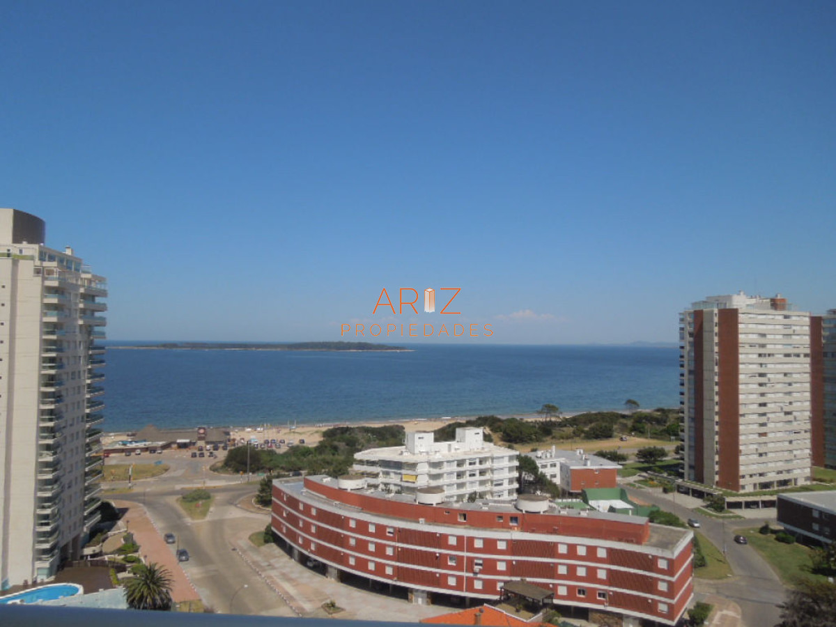 Apartamento ID.2139 -  VENTA MIAMI BOULEVARD  TORRE I PISO ALTO AL FRENTE