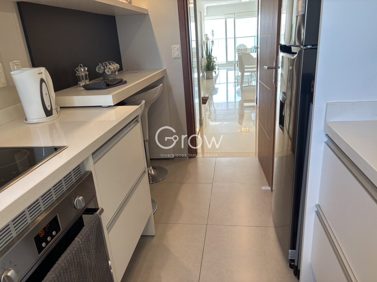 Apartamento ID.3333 -  VENTA MIAMI BOULEVARD  TORRE I PISO ALTO AL FRENTE