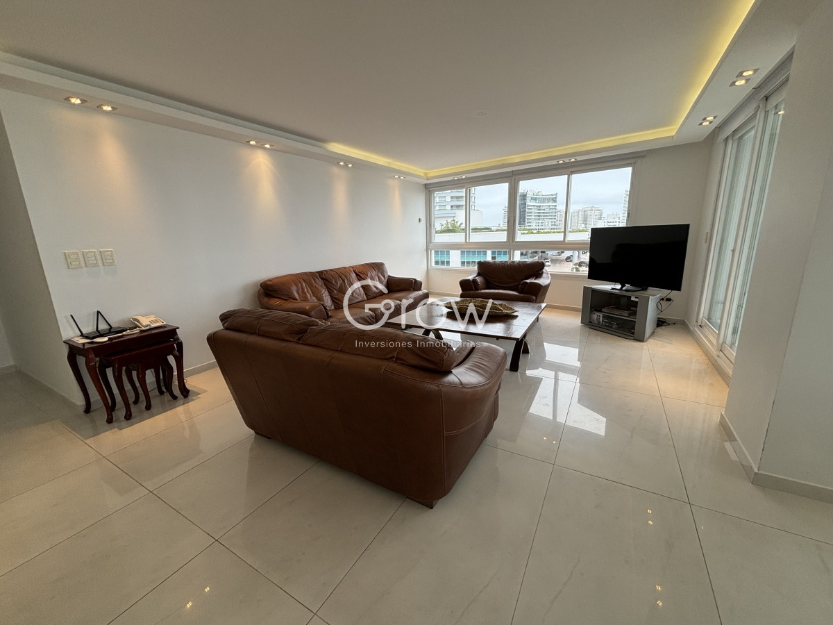 Apartamento ID.227 - MILLENIUM TOWER ESQUINERO EN ALQUILER