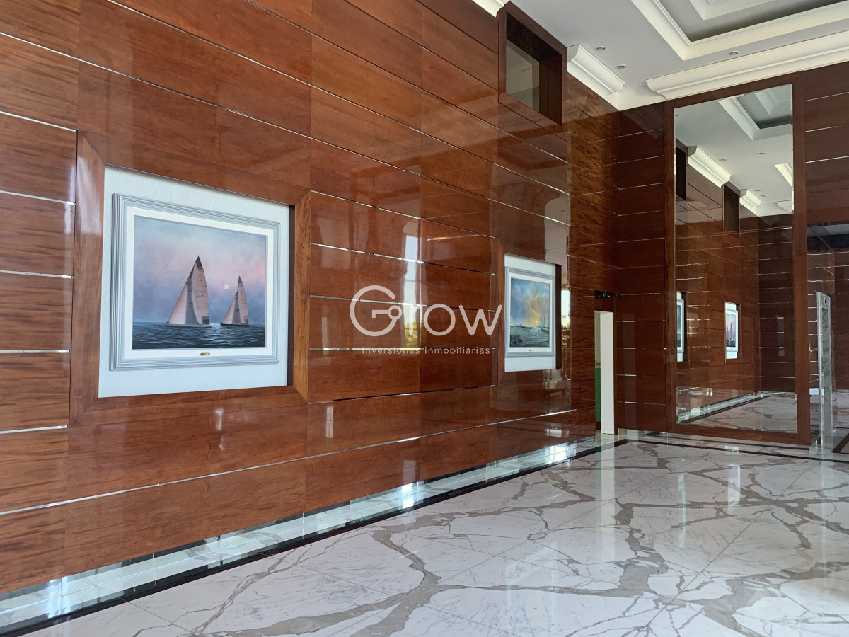 Apartamento ID.2553 -  venta MILLENIUM TOWER mansa frente al mar tres suites y dependencias