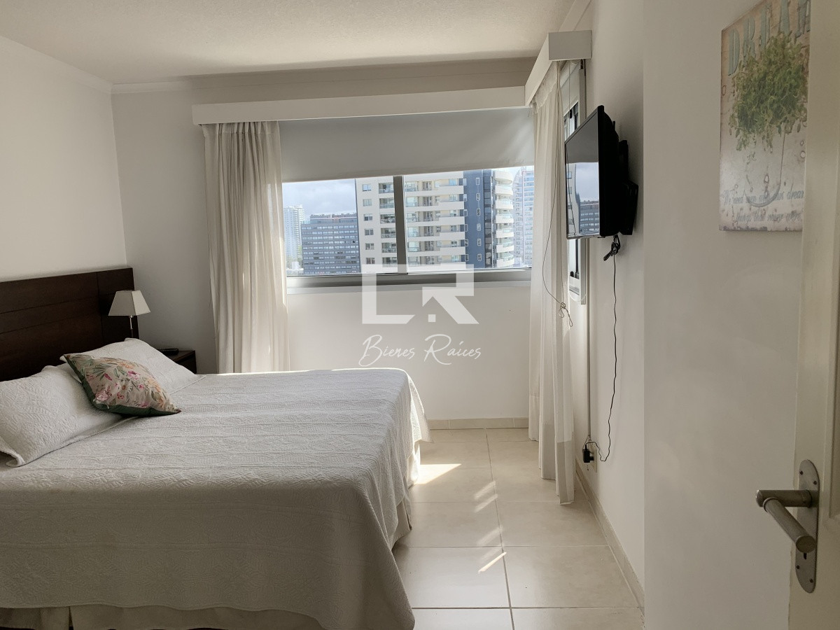 Apartamento ID.196 - CHIVERTA VENTA Y ALQUILER PISO ALTO VISTA AL MAR