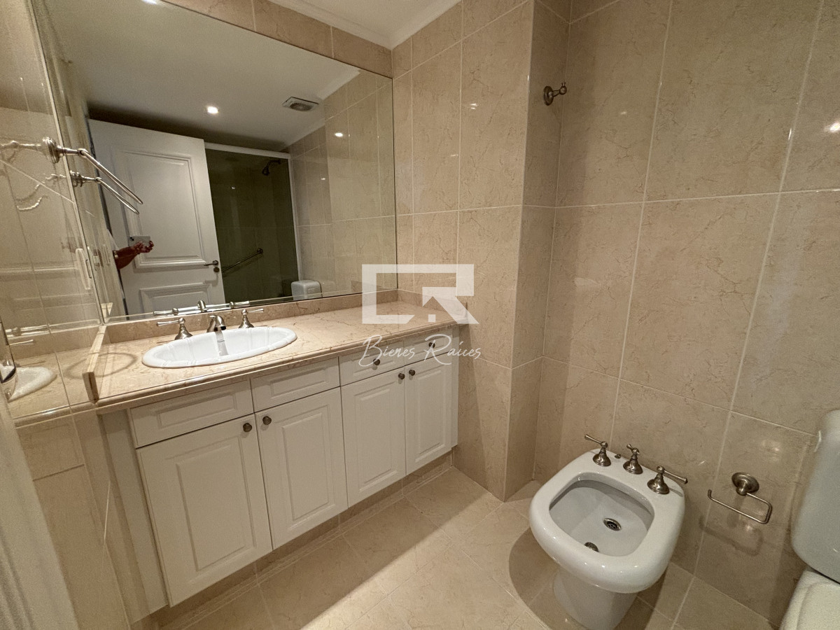 Apartamento ID.792 - VENTA LE JARDIN MANSA PRIMERA FILA UNIFICADO CENTRAL