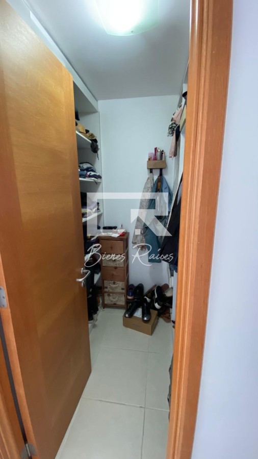 Apartamento ID.675 - SEASONS TOWER VENTA Y ALQUILER PISO ALTO MANSA