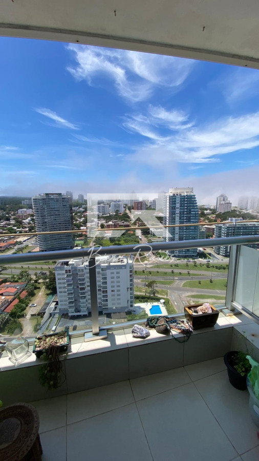 Apartamento ID.675 - SEASONS TOWER VENTA Y ALQUILER PISO ALTO MANSA