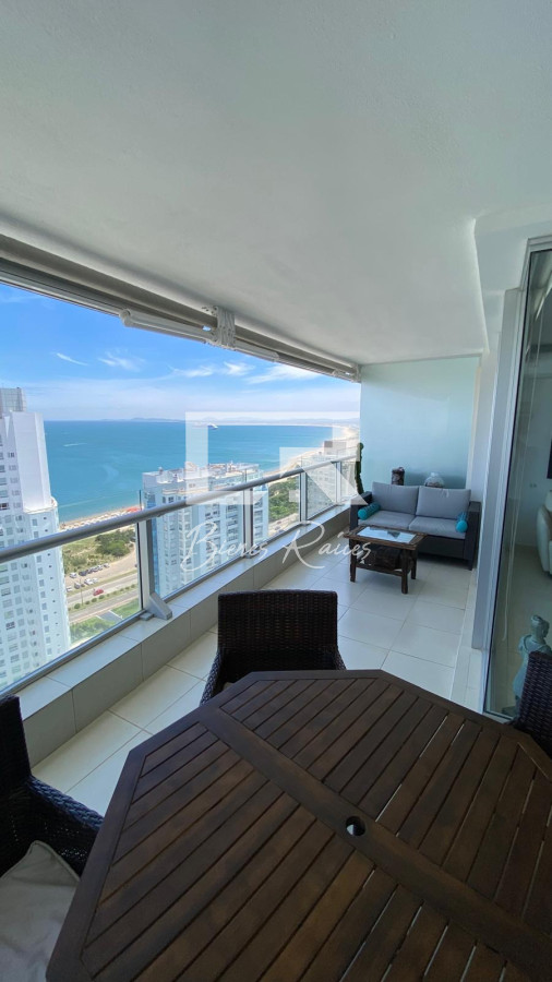 Apartamento ID.675 - SEASONS TOWER VENTA Y ALQUILER PISO ALTO MANSA