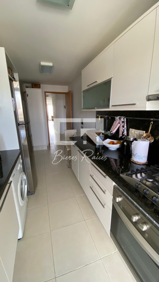 Apartamento ID.675 - SEASONS TOWER VENTA Y ALQUILER PISO ALTO MANSA