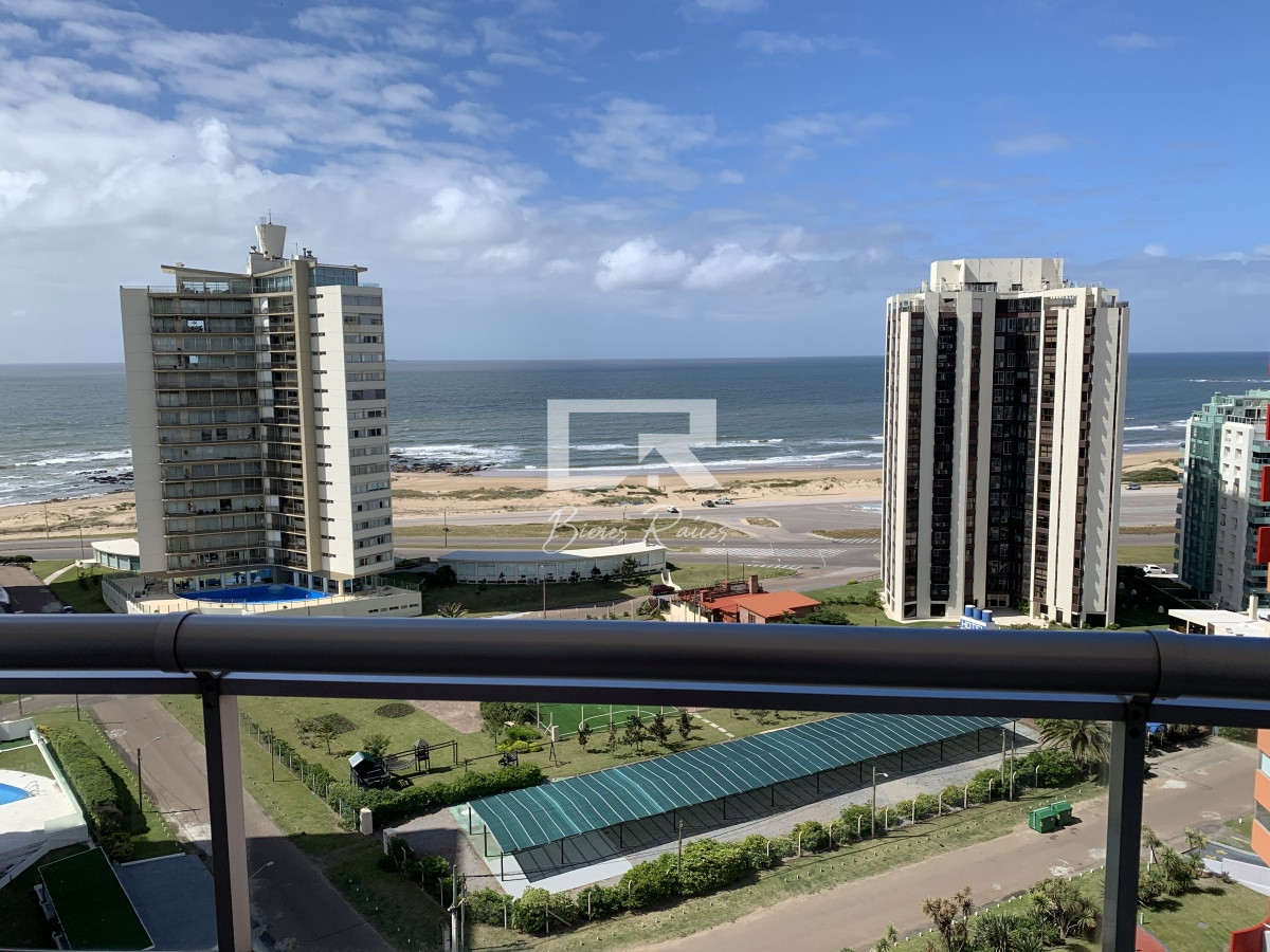 Apartamento ID.196 - CHIVERTA VENTA Y ALQUILER PISO ALTO VISTA AL MAR