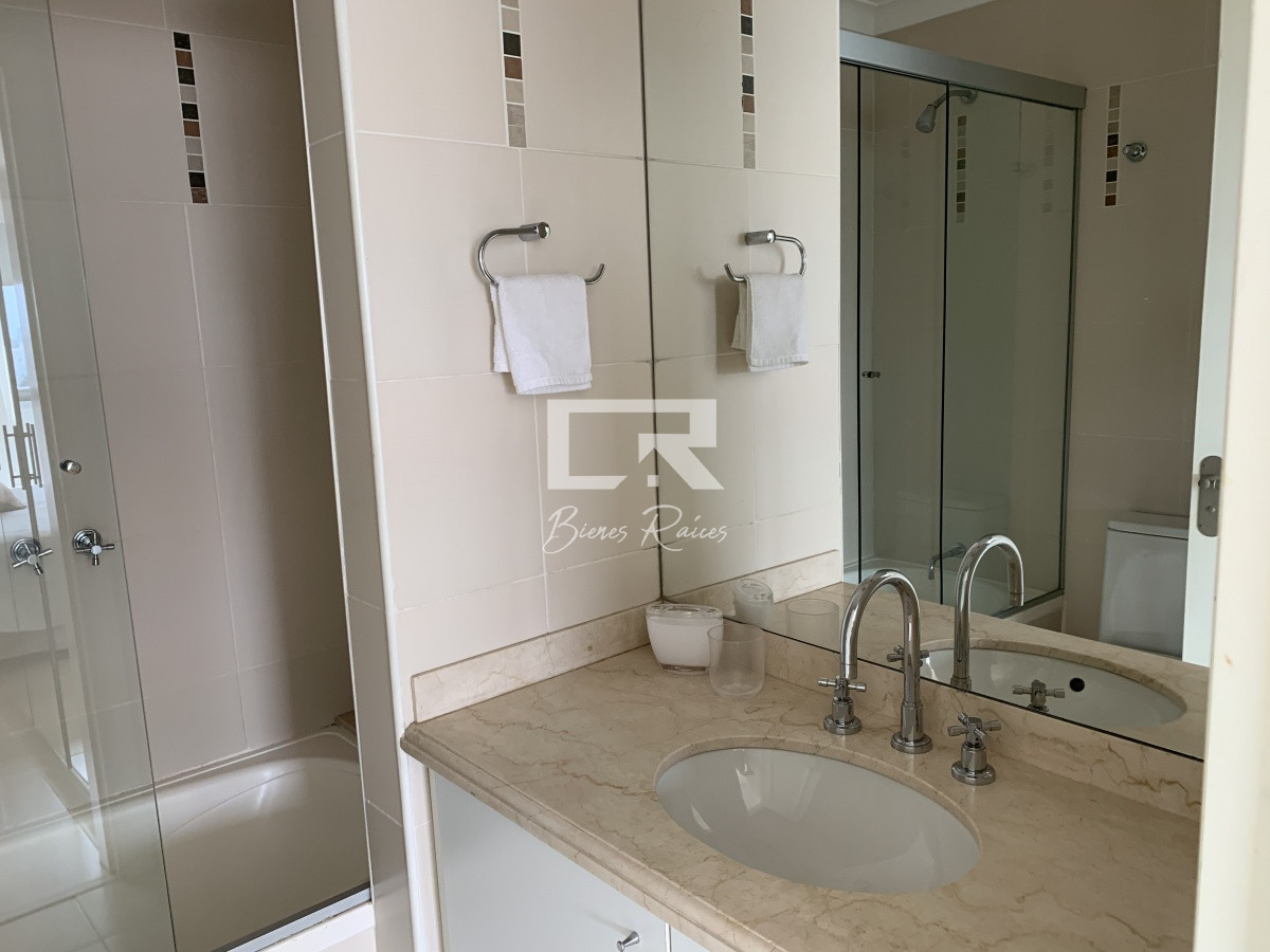 Apartamento ID.196 - CHIVERTA VENTA Y ALQUILER PISO ALTO VISTA AL MAR