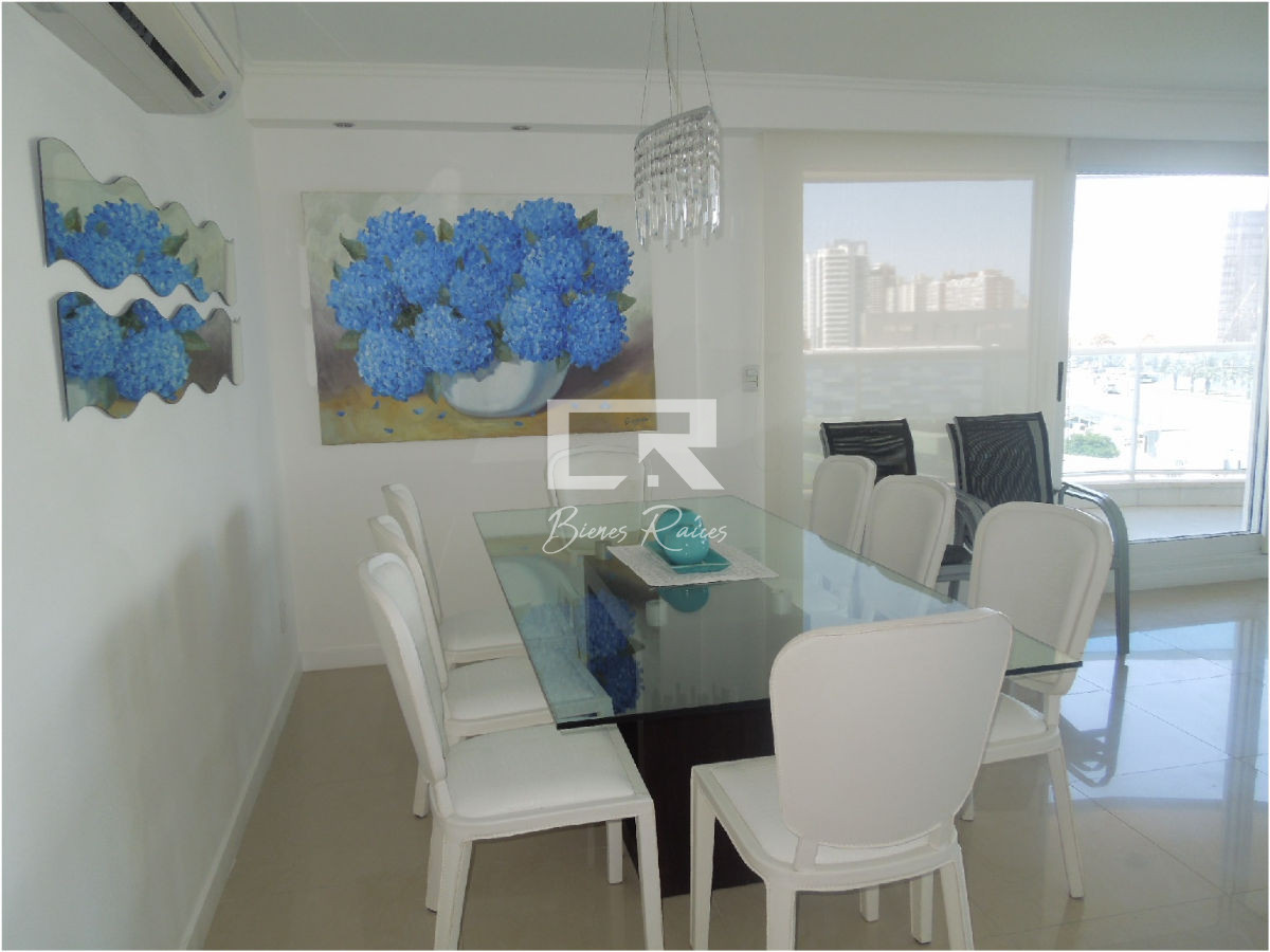 Apartamento ID.710 - Casino Towers parada 4 Playa Mansa