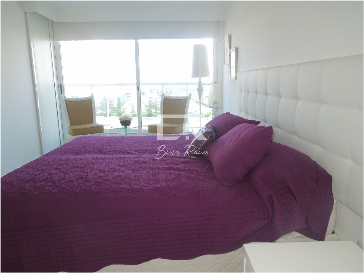 Apartamento ID.710 - Casino Towers parada 4 Playa Mansa