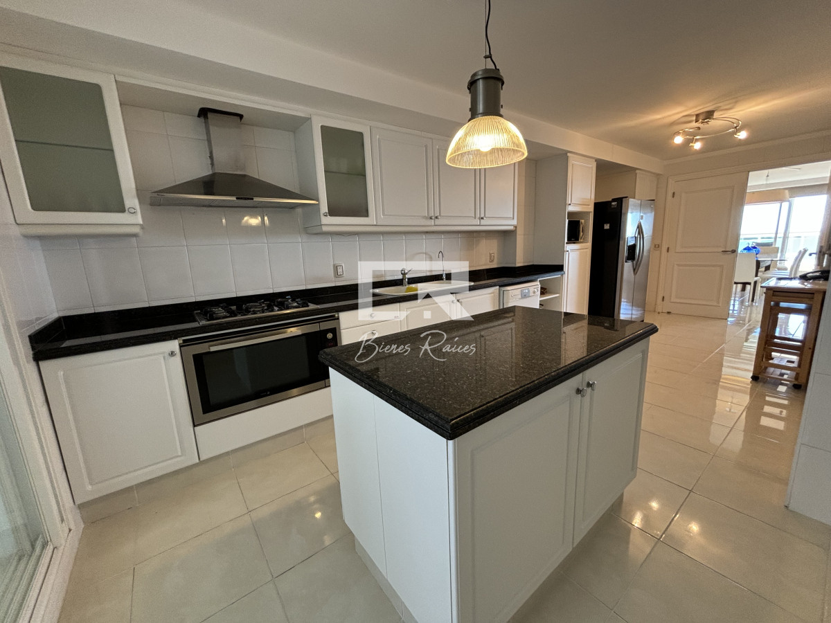 Apartamento ID.792 - VENTA LE JARDIN MANSA PRIMERA FILA UNIFICADO CENTRAL