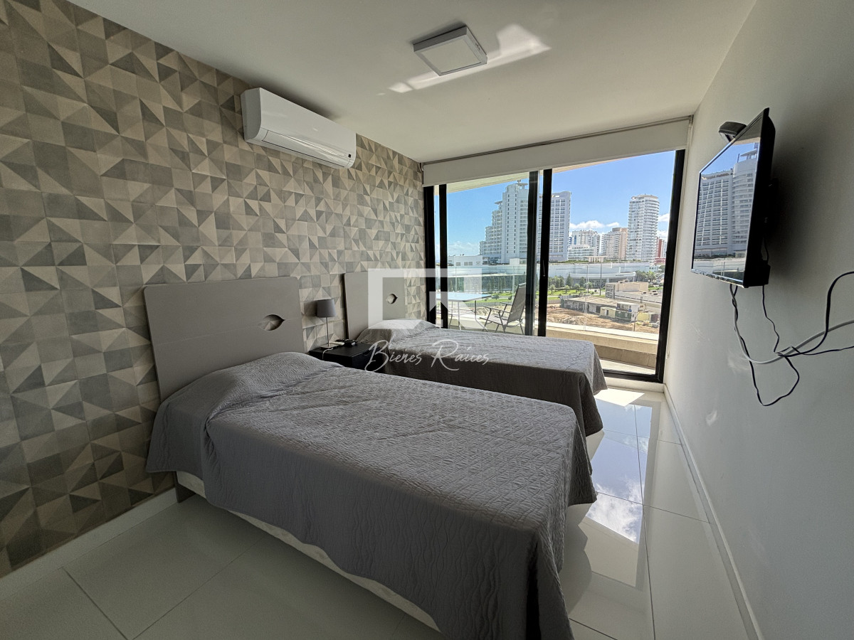 Apartamento ID.869 - Venta - Parada 3 Mansa. Av. Chiverta casi a estrenar