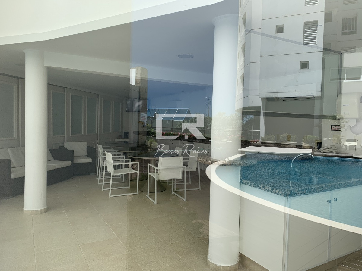 Apartamento ID.570 -  venta y alquiler invierno mansa frente al mar tres suites y dependencias