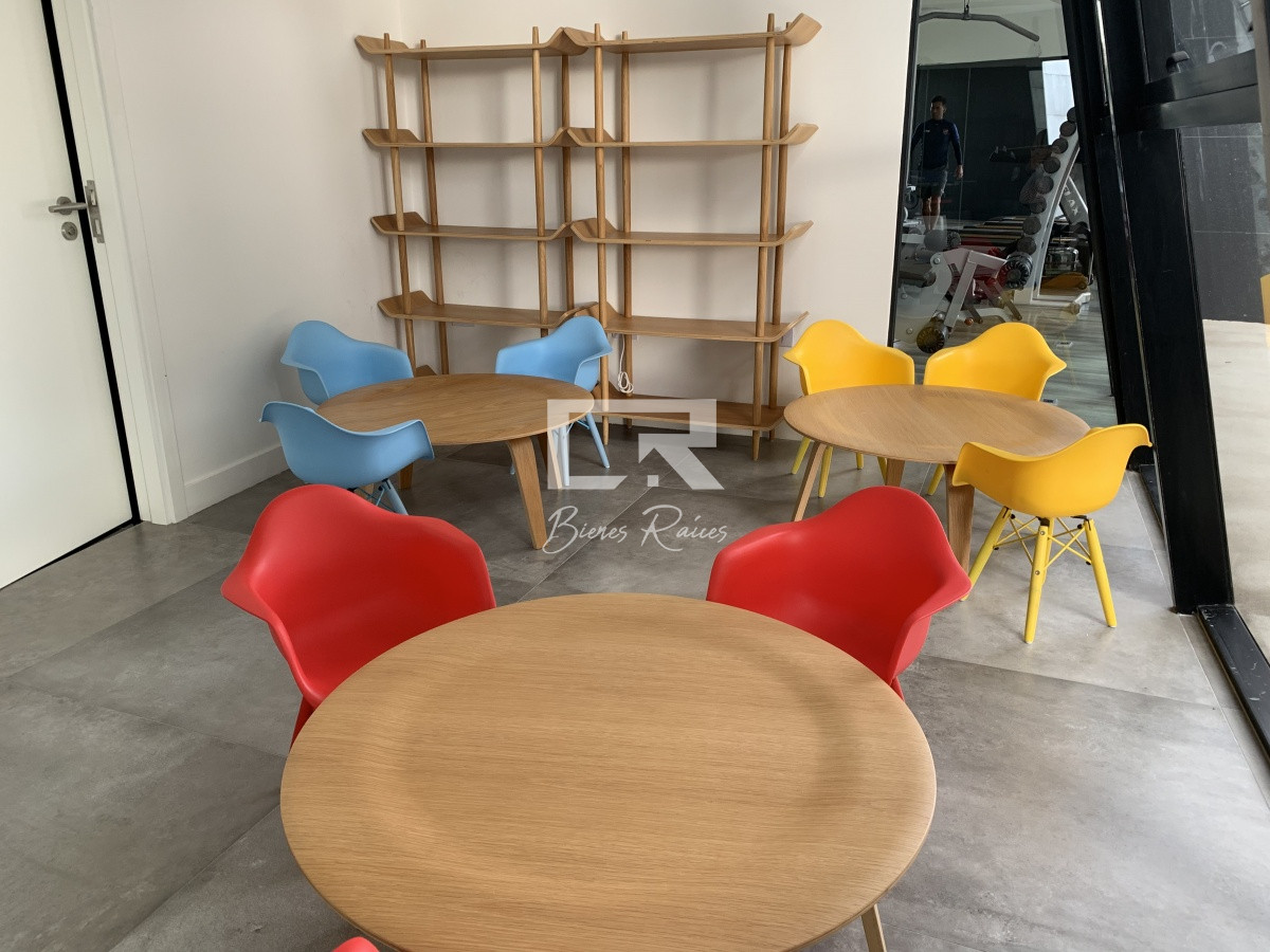 Apartamento ID.869 - Venta - Parada 3 Mansa. Av. Chiverta casi a estrenar