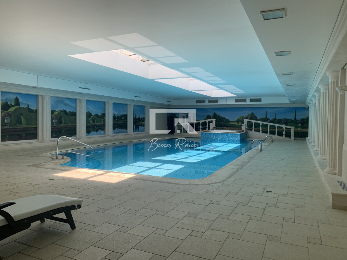 Apartamento ID.570 -  venta y alquiler invierno mansa frente al mar tres suites y dependencias