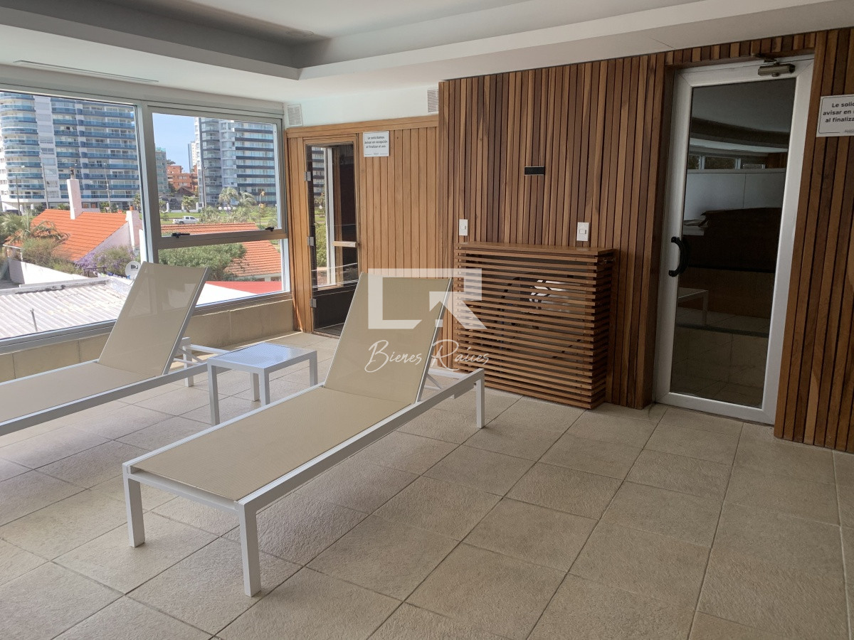 Apartamento ID.675 - SEASONS TOWER VENTA Y ALQUILER PISO ALTO MANSA