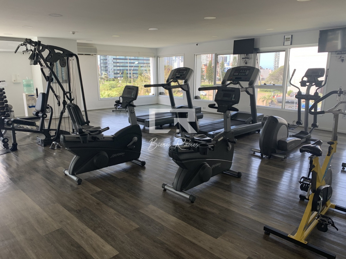 Apartamento ID.675 - SEASONS TOWER VENTA Y ALQUILER PISO ALTO MANSA