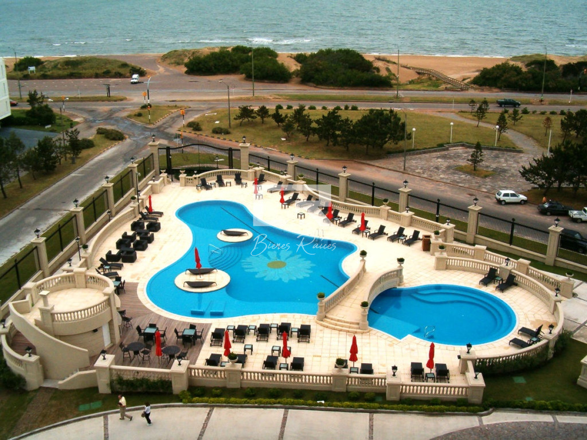 Apartamento ID.792 - VENTA LE JARDIN MANSA PRIMERA FILA UNIFICADO CENTRAL