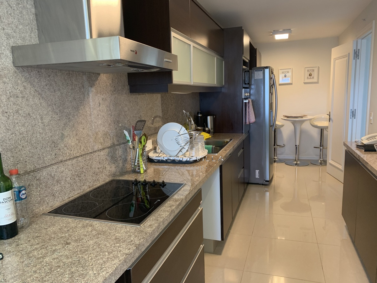 Apartamento ID.374 - VENTA BRAVA IMPERIALE III inmaculado Piso alto