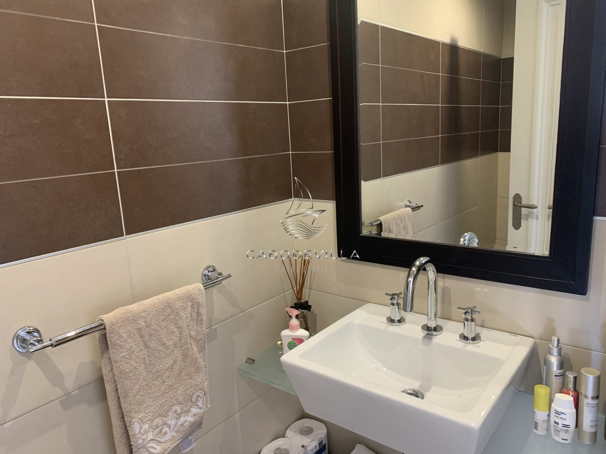 Apartamento ID.374 - VENTA BRAVA IMPERIALE III inmaculado Piso alto